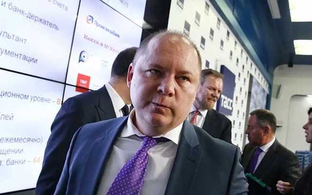 Вице-президент «Сбербанка» включил музыку в ответ на вопрос о кредитных ставках