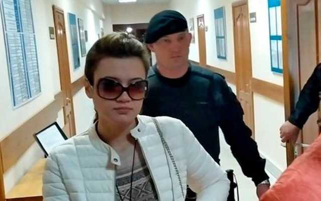 Изнасилованная полицейскими в Уфе девушка-дознаватель потребовала компенсацию в 100 млн рублей