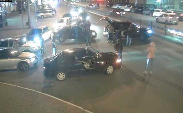 В Калуге возбудили уголовное дело из-за лезгинки на дороге