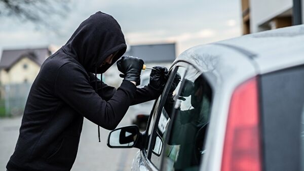 Со спецстоянки угнали Mercedes, арестованный по резонансному ДТП с погибшим росгвардейцем