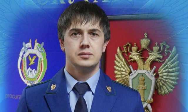 «Я в курсе»: глава правительства Чечни объяснил задержание своего брата-прокурора с наркотиками