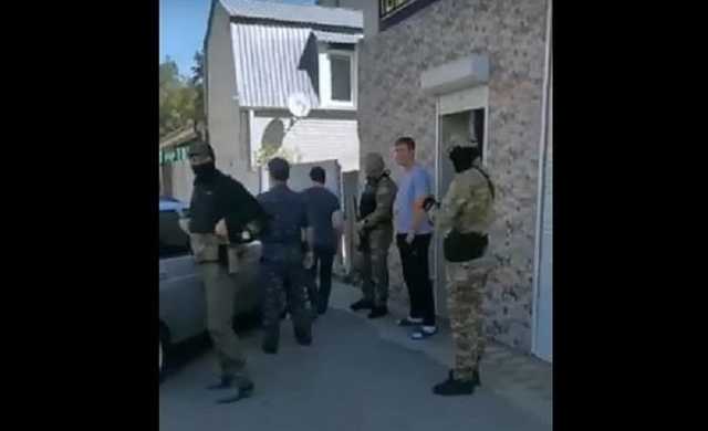 Вооруженные люди напали на кандидата в депутаты от КПРФ в Черкесске
