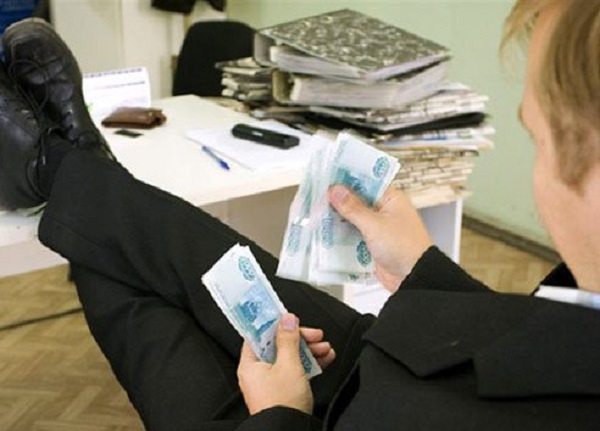 За полгода в госучреждениях выявили 23 тысячи коррупционных правонарушений