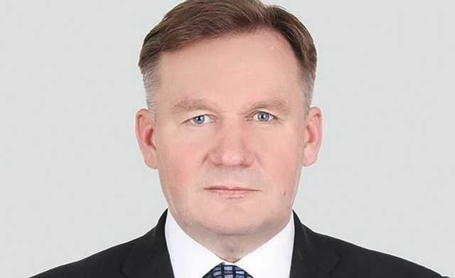 Экс-глава Ленобласти вымогал 8 млн рублей за приемку ремонта школы