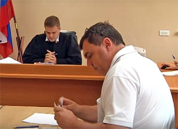 Павел Сметана поручился свинокомплексом за долги фабриканта «Путинки»