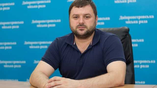 Заместитель мэра Днепра, которого объявили в розыск, ушел в отпуск