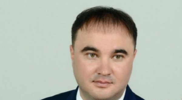 «Жених на Bentley» Тимур Хакимов вернулся в Курултай