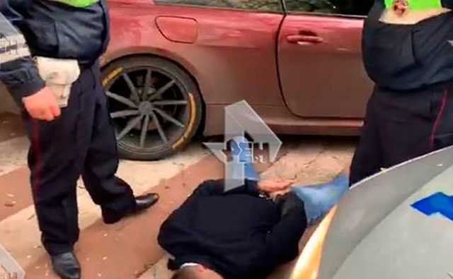 В отношении задержавших сына вице-президента МТС полицейских начаты проверки