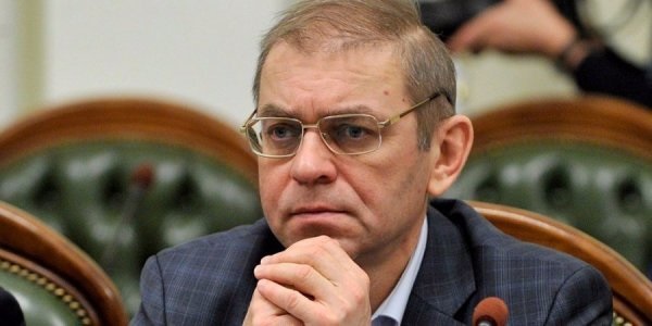 Пашинский заявил, что его отправили в тюрьму в качестве подарка Путину