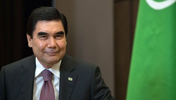 Зачем из вальяжного диктатора Бердымухамедова сделали клоуна