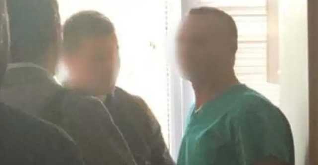 Подозреваемого во взяточничестве врача-трансплантолога отпустили под ночной домашний арест и оставили на должности