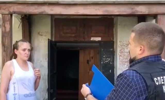 В Бийске мать убила младенца об стену и бросила в подъезде