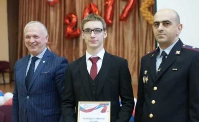 В Петербурге подполковник полиции уволен за двойное гражданство