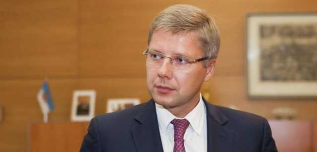 Депутат Европарламента Нил Ушаков ликвидирует общество "Tava Rīga"