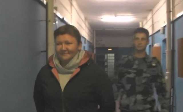 Экс-кассирша из Татарстана совершала налеты на ювелирные салоны в Санкт-Петербурге