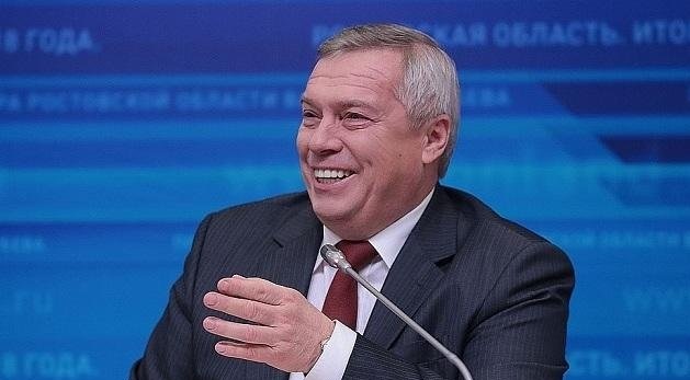 Как ростовский губернатор Василий Голубев укрепляет собственный тыл и семейный бюджет