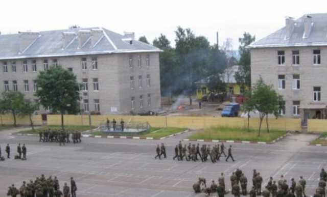 Солдат покончил с собой в воинской части под Петербургом