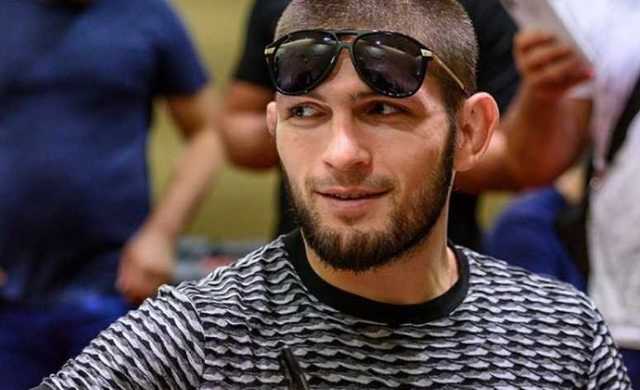Отец Нурмагомедова рассказал, когда Хабиб завершит карьеру в MMA