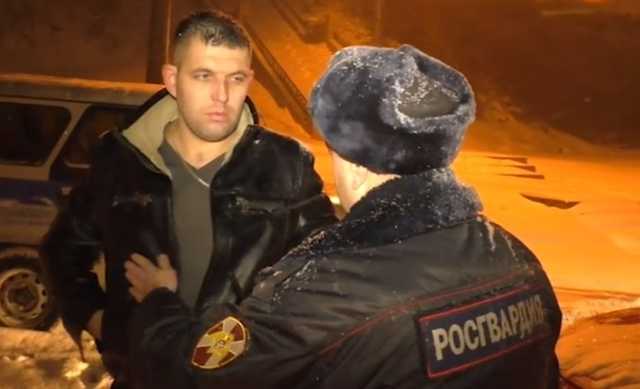 «Иван Васильевич меняет профессию». Сотрудники ГИБДД остановили пьяного работника СИЗО - видео