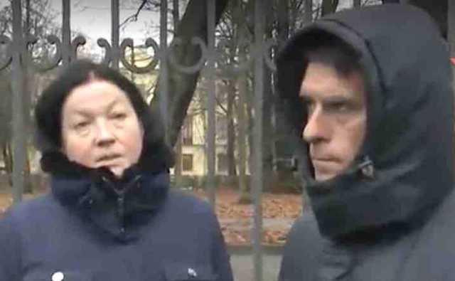 Родители убитой доцентом СПбГУ ученицы приехали за телом дочери