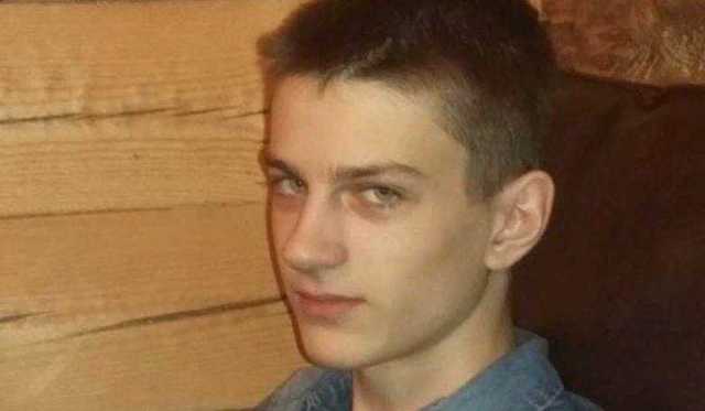 Знакомые рассказали об устроившем стрельбу в колледже Благовещенска студенте