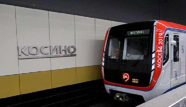 Неадекватный мужчина устроил стрельбу в московском метро