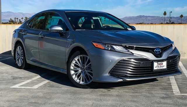     Toyota Camry Hybrid  