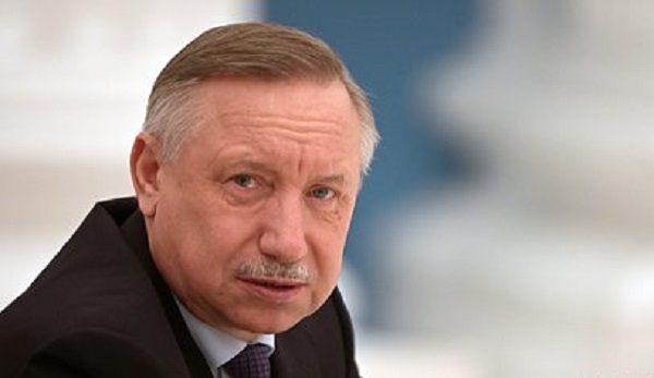 Власти Петербурга отказались от парада в годовщину снятия блокады