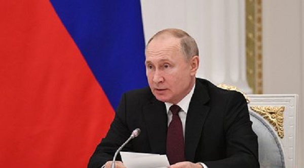 Путин уволил шесть генералов и двоих полковников