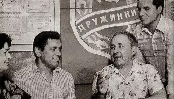 Комсомольцы против бандитов