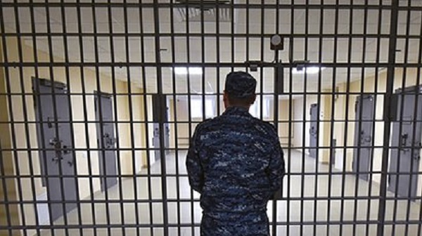 Бывший сотрудник российской колонии обвинил начальника УФСИН в избиении