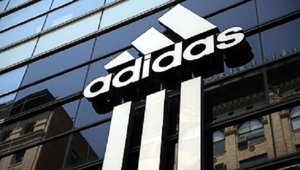 Пользователей WhatsApp обманули с помощью Adidas