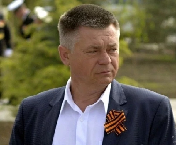 Беглый министр обороны Лебедев продолжает вести успешный бизнес в Украине