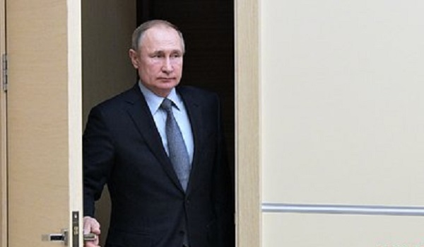 Перечислены сценарии сохранения власти у Путина после 2024 года