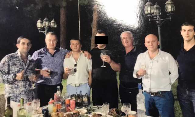 Суд продлил на 3 месяца арест вора в законе Коли Томского