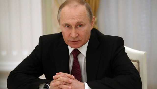 Почти половина россиян связывает поправки к Конституции с желанием Путина сохранить власть