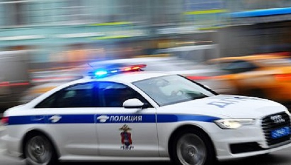 Неизвестные обстреляли московский автосалон
