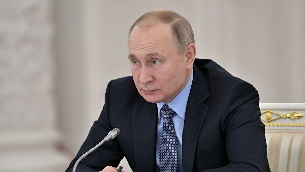За защиту Путина