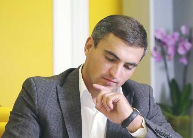 Андрикевич Андрей Валерьевич: Энергия Воды, конверт-центр ДНР для саентолога и очередной пьяный скандал
