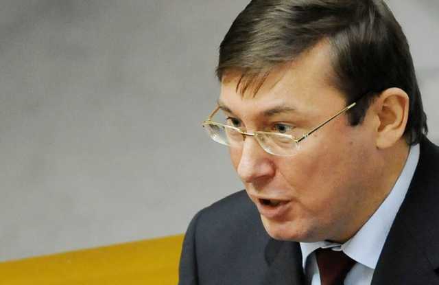 Бывший генпрокурор искусственно затягивал расследование угольных схем Кропачева