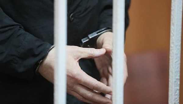 Россиянин стал сутенером для своей жены