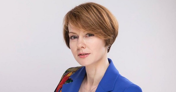 Зеркаль заявила о крупных денежных сбережениях, но продолжила арендовать жилье у подозрительной личности