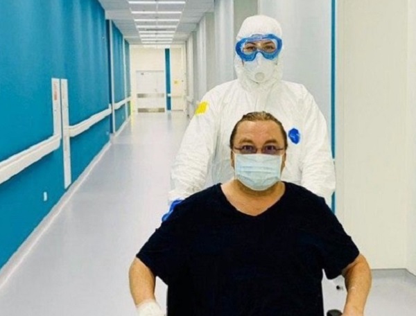 Игорь Николаев показал фото из больницы в инвалидном кресле