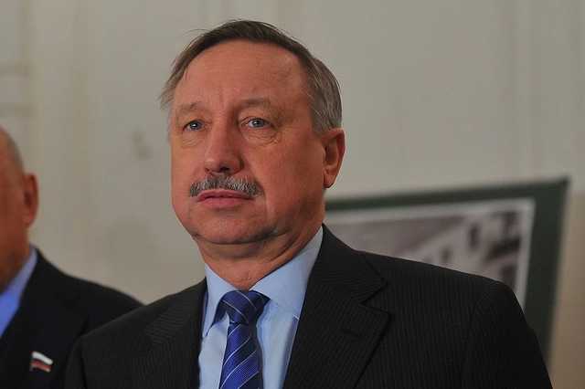 Жирафам "не дотянуться" до Смольного