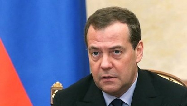 Медведев сравнил ситуацию с ценами на нефть с картельным сговором