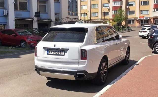В украинском областном центре увидели самый дорогой внедорожник в мире