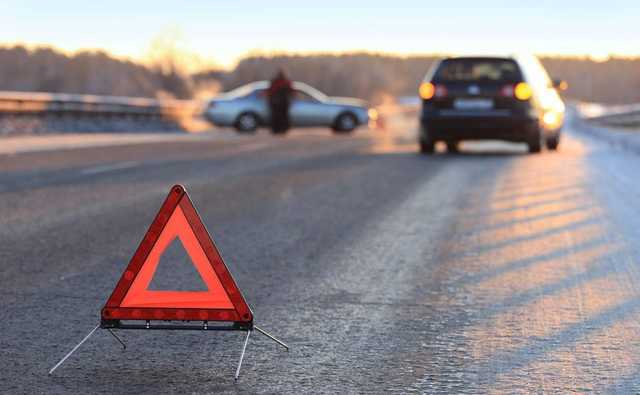 В Киеве устроили самосуд над пьяным водителем, пытавшимся сбежать от полиции
