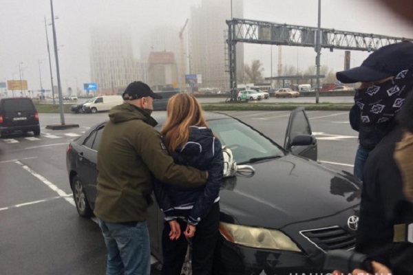 Киевлянка за 10 тысяч долларов заказала убийство любовницы мужа