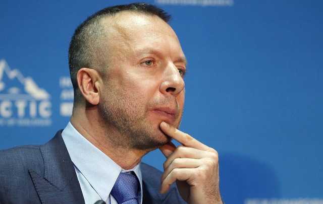 Исаев идет ва-банк?