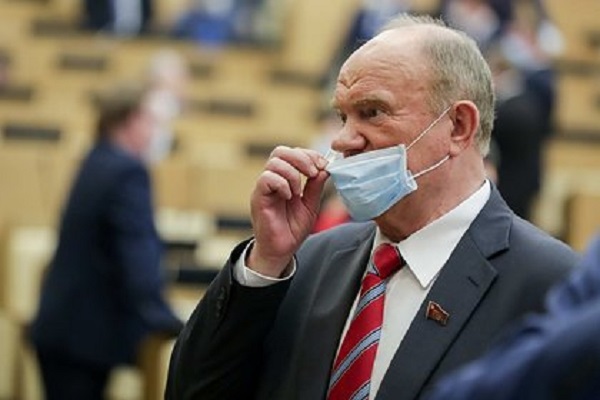 Зюганов пообещал разобраться с дракой российских депутатов на заседании
